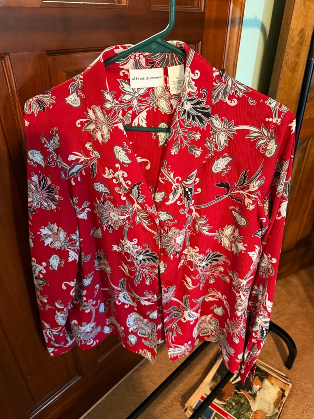 Alfred Dunner Red Floral Button-Front Blouse